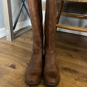 Harlow leather boots